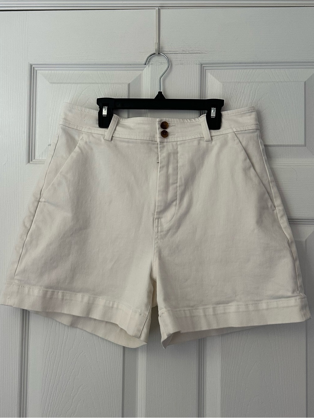 Everlane High Waist twill canvas Shorts in Off-White